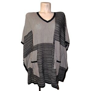 Chicos Black White Geometric Stripe Knit Patchwork Poncho V-Neck Top Women's S/M